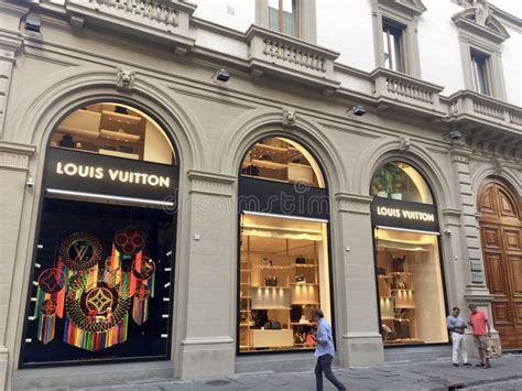 louis vuitton outlet in italy.